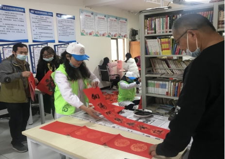 新春送溫暖，關懷暖人心 晉寧區“黨建帶群建”主題活動暨“愛帶回家，情暖磷肥廠”志愿服務活動側記